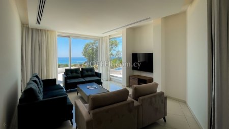 Private 3 Bedroom Villa with Unobstructed Sea Views - 9