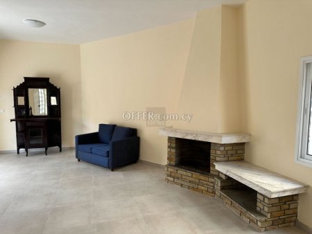 Cozy House for rent in Paralimni - 9