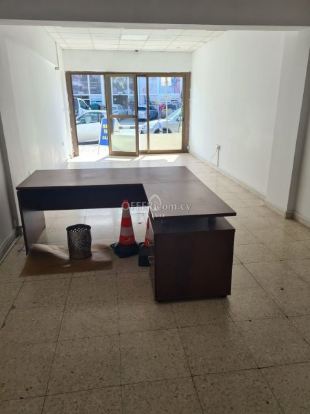 SHOP OF 60 M2 IN ZAKAKI - 2