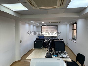 Office Of 325 Sq.M.  In Nicosia City Center - 3