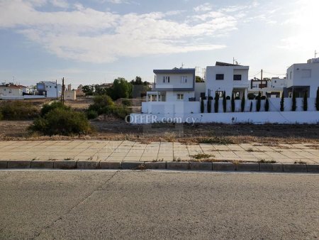Residential plot in a quiet and attractive area in STELMEK in Lakatameia Municipality Nicosia - 3