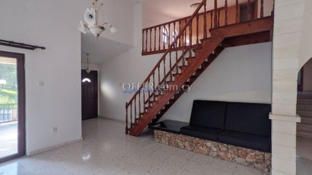 Three Bedroom House in Psevdas - 9