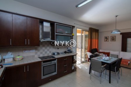 4 bedroom detached house furnished - 17