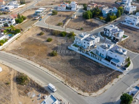 Residential plot in a quiet and attractive area in STELMEK in Lakatameia Municipality Nicosia - 4