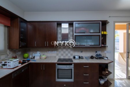4 bedroom detached house furnished - 18