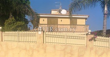 Excellent 4 Bedroom Villa With Pool In A Huge Plot In Tseri, Nicosia - 5