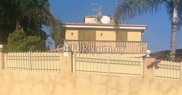 Excellent 4 Bedroom Villa With Pool In A Huge Plot In Tseri, Nicosia - 4