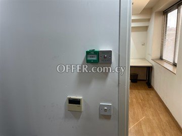 Office Of 325 Sq.M.  In Nicosia City Center - 5