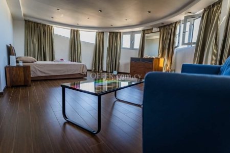 5 Bed Detached Villa for Sale in Livadia, Larnaca - 7