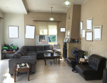 Land (443 sqm with 120% Density) in the City Centre of limassol - 5