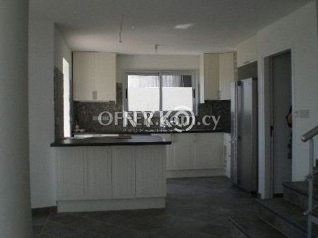 4 bedrooms detached house - 7