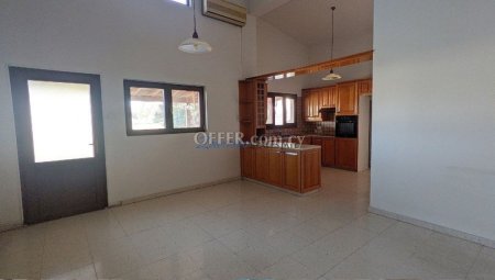 Three Bedroom House in Psevdas - 5