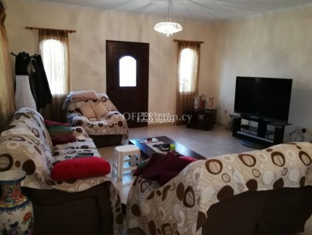 4 Bed House In Erimi Limassol Cyprus - 3