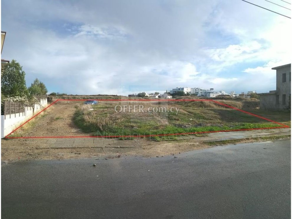 Residential plot of 747m2 located at Engomi area Nicosia - 1