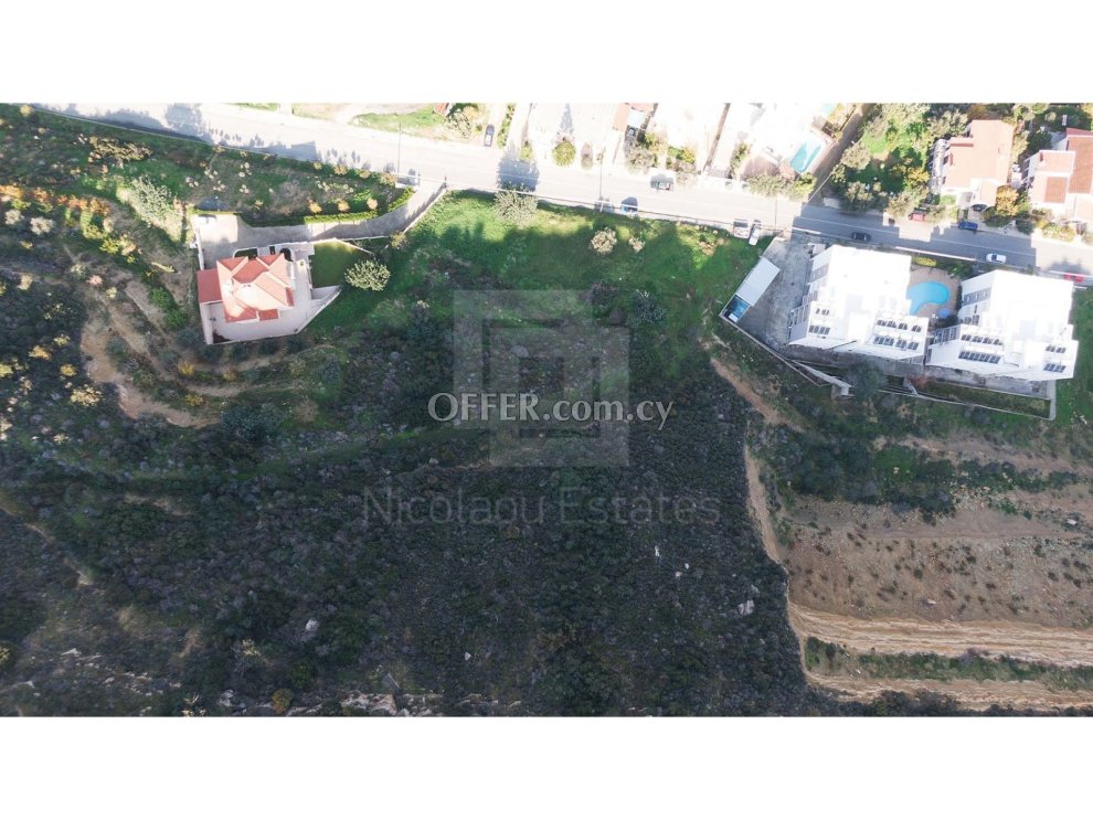 Large residential plot of 5.332 sq.mt. in Germasogeia area Limassol - 3