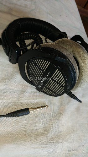 focusrite scarlete solo 3rd gen Audio interface +Beyerdynamic DT990 Pro Studio Headphones ...Combo - 3
