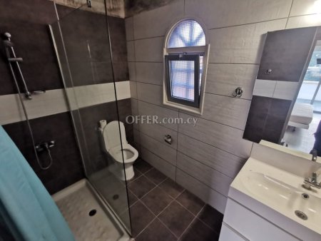 Spacious 4 Bedrooms Villa in Coral Bay - 2