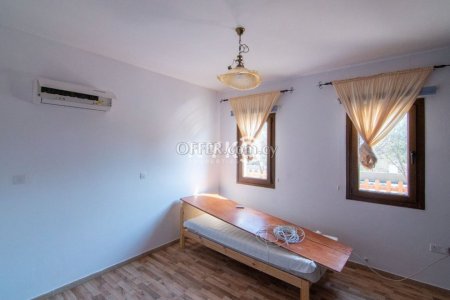 4 bedroom detached bungalow unfurnished - 24