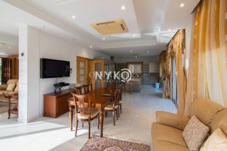 5 bedroom detached villa - 14