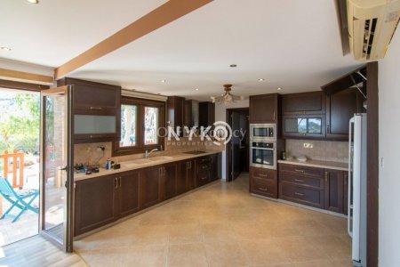 4 bedroom detached bungalow unfurnished - 3