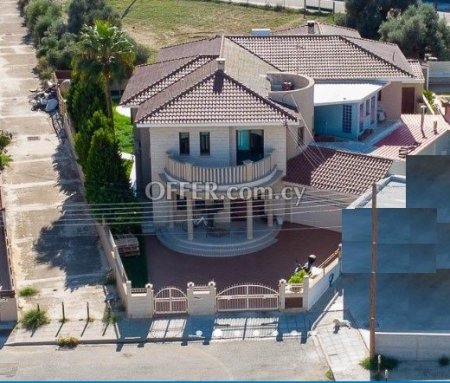 New For Sale €670,000 Villa 5 bedrooms, Detached Latsia (Lakkia) Nicosia - 1