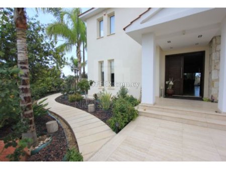 Five Bedroom Villa with a Swimming pool for Sale in Geri - 9