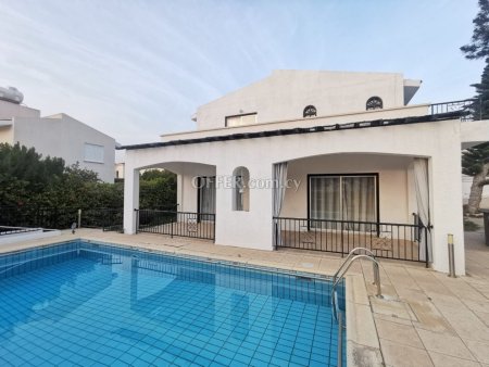 Spacious 4 Bedrooms Villa in Coral Bay - 10