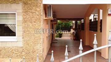 In Excellent Condition 4 Bedroom House  / Rent In Archangelos, Nicosia - 6