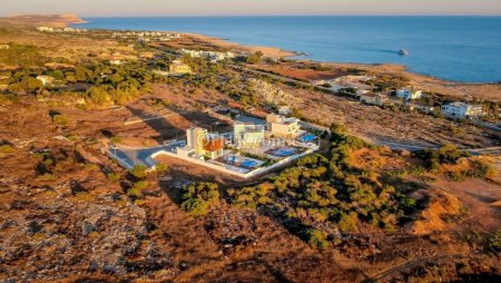 Building Plot with Unobstructed Sea Views - 3