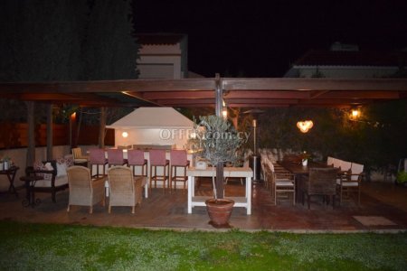 SPACIOUS DETACHED VILLA IN MESA GEITONIA AVAILABLE FOR LONG TERM RENT - 9