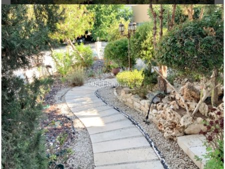 Five Bedroom Villa with a Swimming pool for Sale in Geri - 6