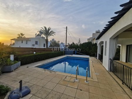 Spacious 4 Bedrooms Villa in Coral Bay - 7