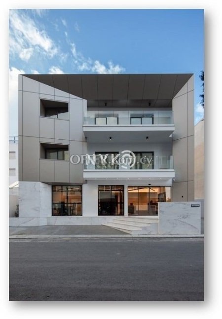 OFFICE BUILDING - 10
