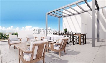 3 Bedroom Penthouse With Roof Garden  In Vergina, Larnaka - 4