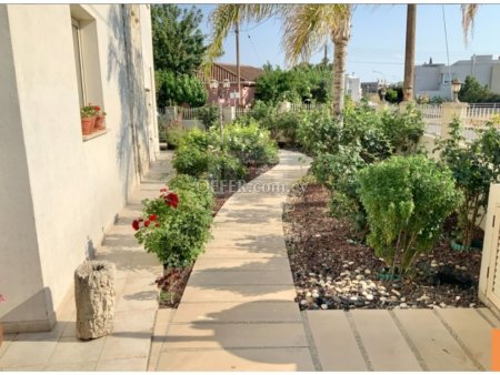 Five Bedroom Villa with a Swimming pool for Sale in Geri - 5