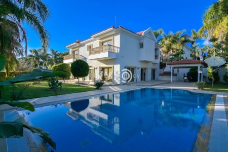 5 bedroom detached villa - 22