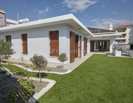 For Sale, Luxury Four-Bedroom Detached House in Strovolos - 9