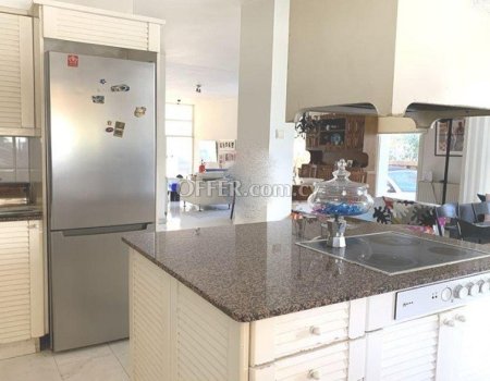 For Sale, Three-Bedroom Detached House in Aglantzia - 8