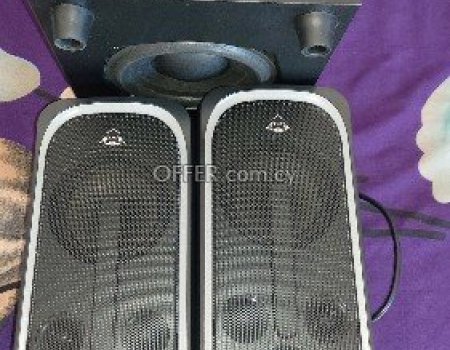 Heavy bass Bluetooth Speaker - 1