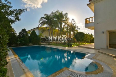 5 bedroom detached villa - 21