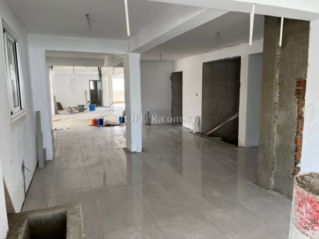 Luxury Apartment with Unobstructed Sea Views - 12