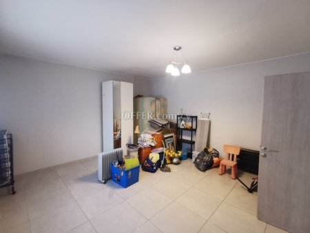 Spacious 4 Bedrooms Villa in Coral Bay - 3