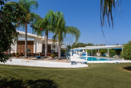 Four Bedroom Bungalow in Protaras