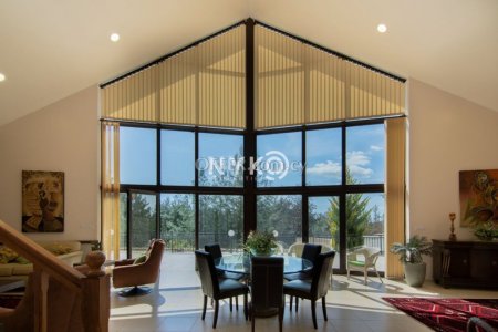 3 bedroom detached house