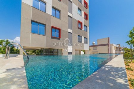 RESALE SPACIOUS 2 BEDROOM APARTMENT ON THE 5TH FLOOR IN THE CENTER OF LIMASSOL