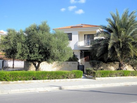 4-bedroom Detached Villa 169 sqm in Pissouri
