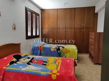 4 Bedroom House  In Aradippou, Larnaka - 3