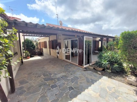 Bungalow For Sale in Tremithousa, Paphos - DP2631