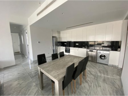 Three bedroom flat for rent in Papas area.