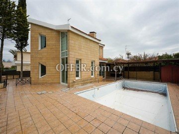 3 Bedroom House  In Kaimakli, Nicosia - With Swimming Pool - 5